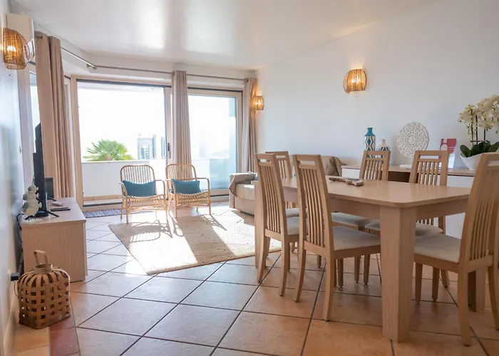 Pe Na Praia! Σεσίμπρα